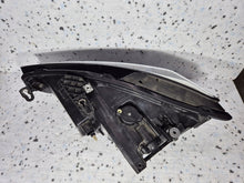 Laden Sie das Bild in den Galerie-Viewer, Frontscheinwerfer Cupra Formentor 5FG941008F Rechts Scheinwerfer Headlight SCH7076743133hc