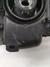 Load image into Gallery viewer, Frontscheinwerfer Toyota Yaris LED Rechts Scheinwerfer Headlight