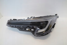 Laden Sie das Bild in den Galerie-Viewer, Frontscheinwerfer Toyota Corolla 8115002S70 LED Links Scheinwerfer Headlight SCH2460222051ll