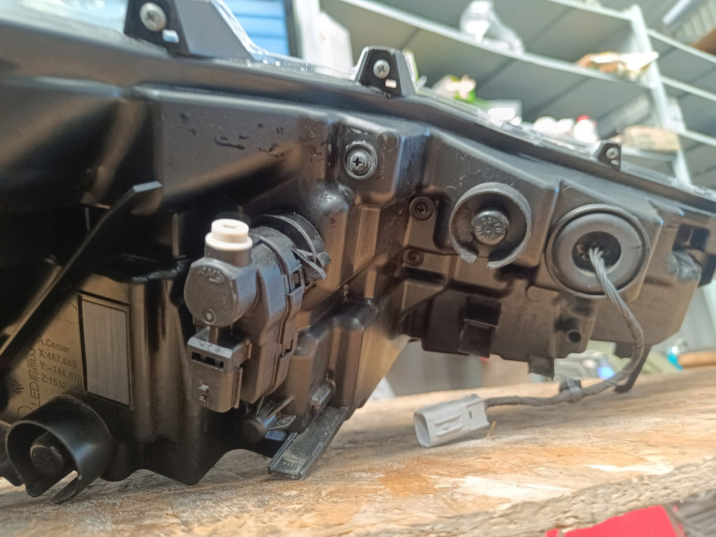 Frontscheinwerfer Toyota Corolla LED Links Scheinwerfer Headlight SCH9502571852ub