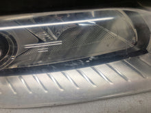 Laden Sie das Bild in den Galerie-Viewer, Frontscheinwerfer Volvo S80 II Xc70 V70 31214348 Rechts Scheinwerfer Headlight