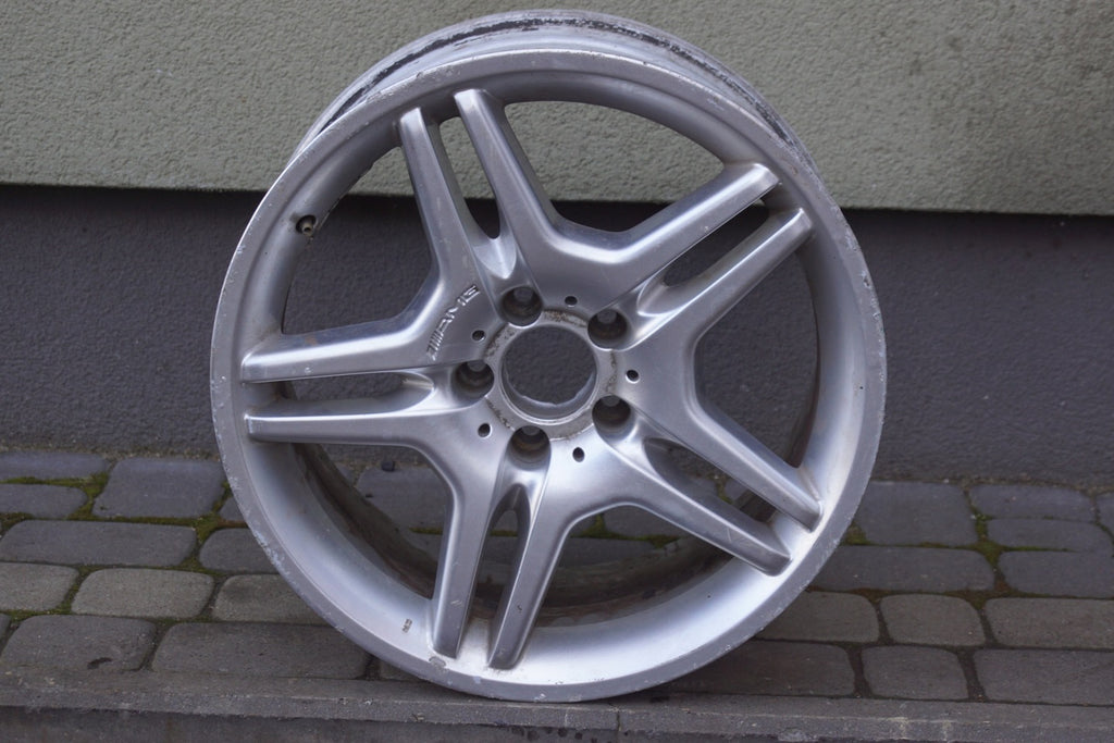 1x Alufelge 18 Zoll 7.5" 5x112 39ET A2114012702 Mercedes-Benz Amg Rim Wheel