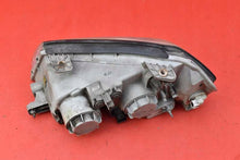 Laden Sie das Bild in den Galerie-Viewer, Frontscheinwerfer Kia Magentis 92101-3C000R Rechts Scheinwerfer Headlight