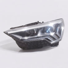 Laden Sie das Bild in den Galerie-Viewer, Frontscheinwerfer Audi Q3 83A941035 LED Links Scheinwerfer Headlight