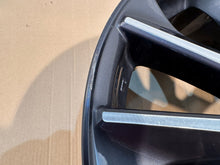 Laden Sie das Bild in den Galerie-Viewer, 1x Alufelge 18 Zoll 7.0&quot; 5x114.3 50ET 9965277080 Mazda Cx-3 Rim Wheel