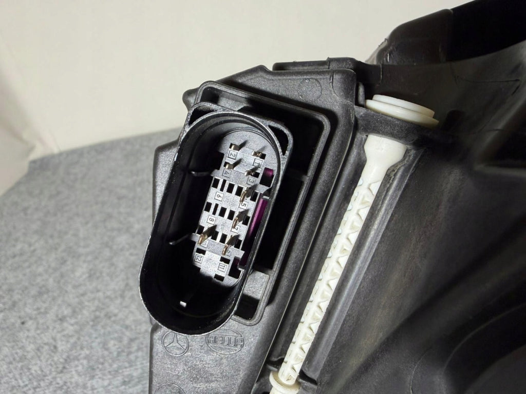 Frontscheinwerfer Mercedes-Benz W213 A2139069608KZ LED Rechts Headlight SCH9661287384ur