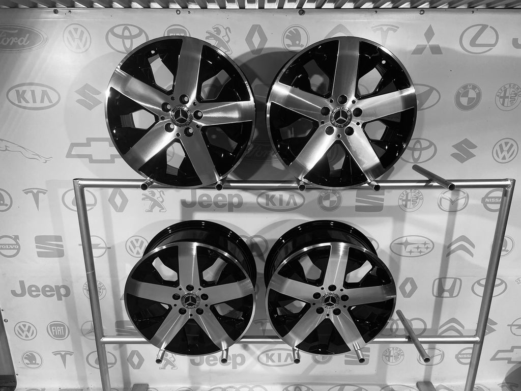 4x Alufelge 18 Zoll 7.5" 5x112 53ET Glanz Grau A2474012800 Mercedes-Benz W247