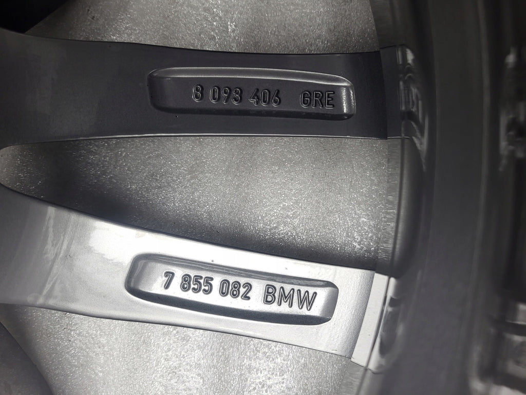 1x Alufelge 18 Zoll 9.0" 5x120 44ET Glanz Grau 8093406 BMW G31 G30 Rim Wheel FEL1999412583tm