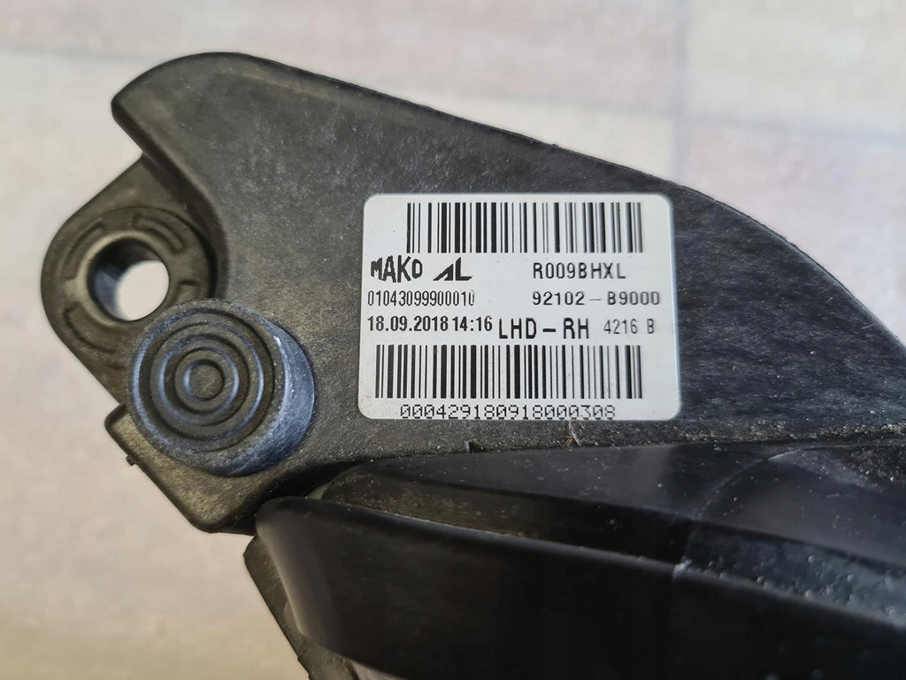 Frontscheinwerfer Hyundai I10 92102-B9000 Rechts Scheinwerfer Headlight