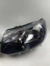 Laden Sie das Bild in den Galerie-Viewer, Frontscheinwerfer VW Transporter 57909627E1941015D Ein Satz Headlight SCH9720264008mc