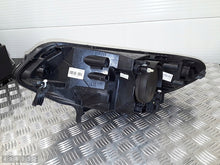 Laden Sie das Bild in den Galerie-Viewer, Frontscheinwerfer Ford Ecosport CN15-13W029-CG Rechts Scheinwerfer Headlight SCH4107130201qq