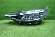 Laden Sie das Bild in den Galerie-Viewer, Frontscheinwerfer Ford Transit Custom PZ31-13E015-CB Links Headlight SCH2225449964kq
