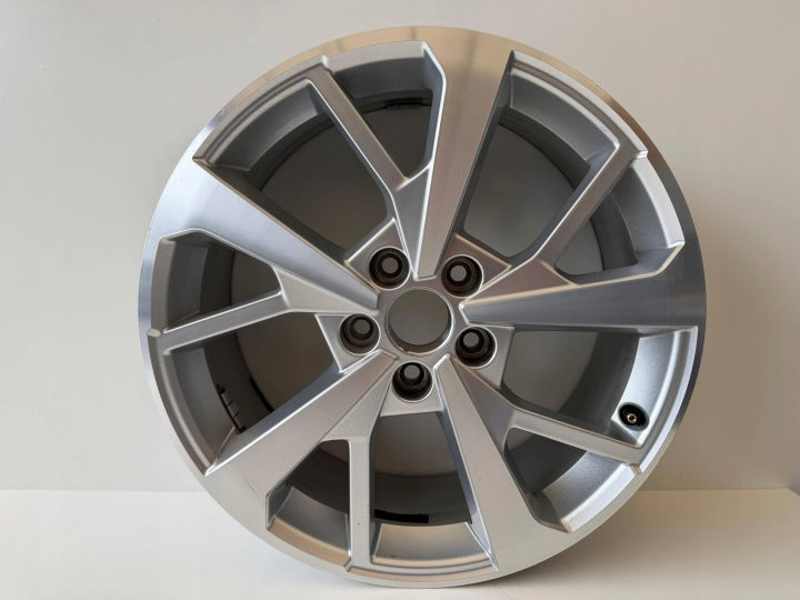 1x Alufelge 18 Zoll 83A601025J Audi Q3 Rim Wheel FEL2242881002ds