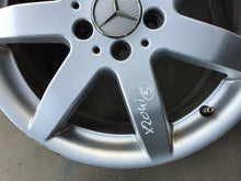 Load image into Gallery viewer, 1x Alufelge 17 Zoll 7.5" 5x112 47ET Glanz Silber A2044015802 Mercedes-Benz X204 FEL1420677477oj