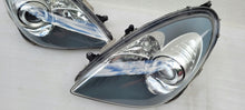 Laden Sie das Bild in den Galerie-Viewer, Frontscheinwerfer Mercedes-Benz Slk A1718201961KZ Ein Stück (Rechts oder Links)