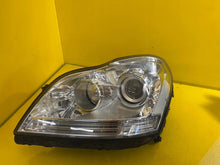 Laden Sie das Bild in den Galerie-Viewer, Frontscheinwerfer Mercedes-Benz W164 A1648205259 Xenon Links Headlight SCH1486918458xc