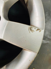 Laden Sie das Bild in den Galerie-Viewer, 1x Alufelge 16 Zoll 4x108 9685783880 Peugeot 5008 Rim Wheel FEL5154641346vs