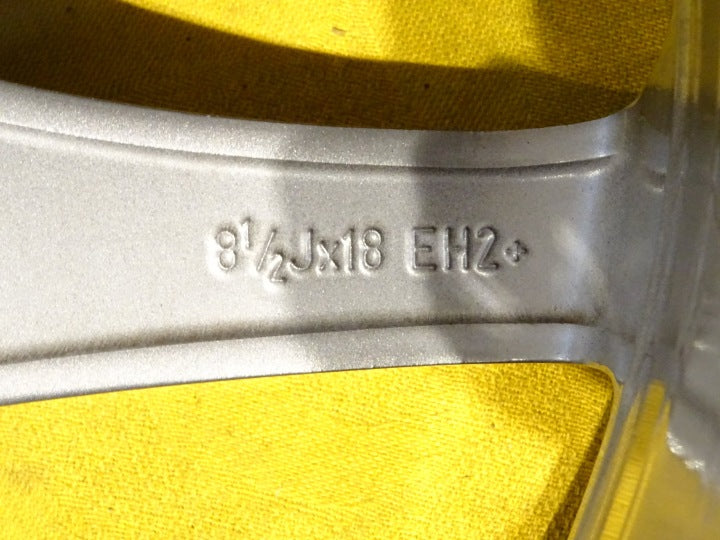 1x Alufelge 18 Zoll 8.5" 5x120 52ET 6858734 BMW 1 E88 E81 E82 E87 Rim Wheel FEL8066202961ov