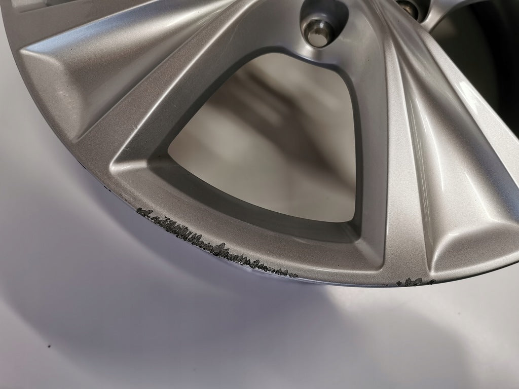1x Alufelge 17 Zoll 7.5" 5x112 46ET Glanz Silber 5FA601025C Seat Leon Rim Wheel FEL9517588802le