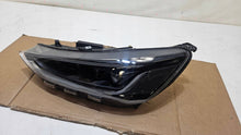 Laden Sie das Bild in den Galerie-Viewer, Frontscheinwerfer Ford Focus NX7B-13E017-AG 21-24 LED Links Headlight SCH7930999054lg