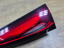 Laden Sie das Bild in den Galerie-Viewer, Rückleuchte Mercedes-Benz Glc A2549062202 Ein Stück (Rechts oder Links)