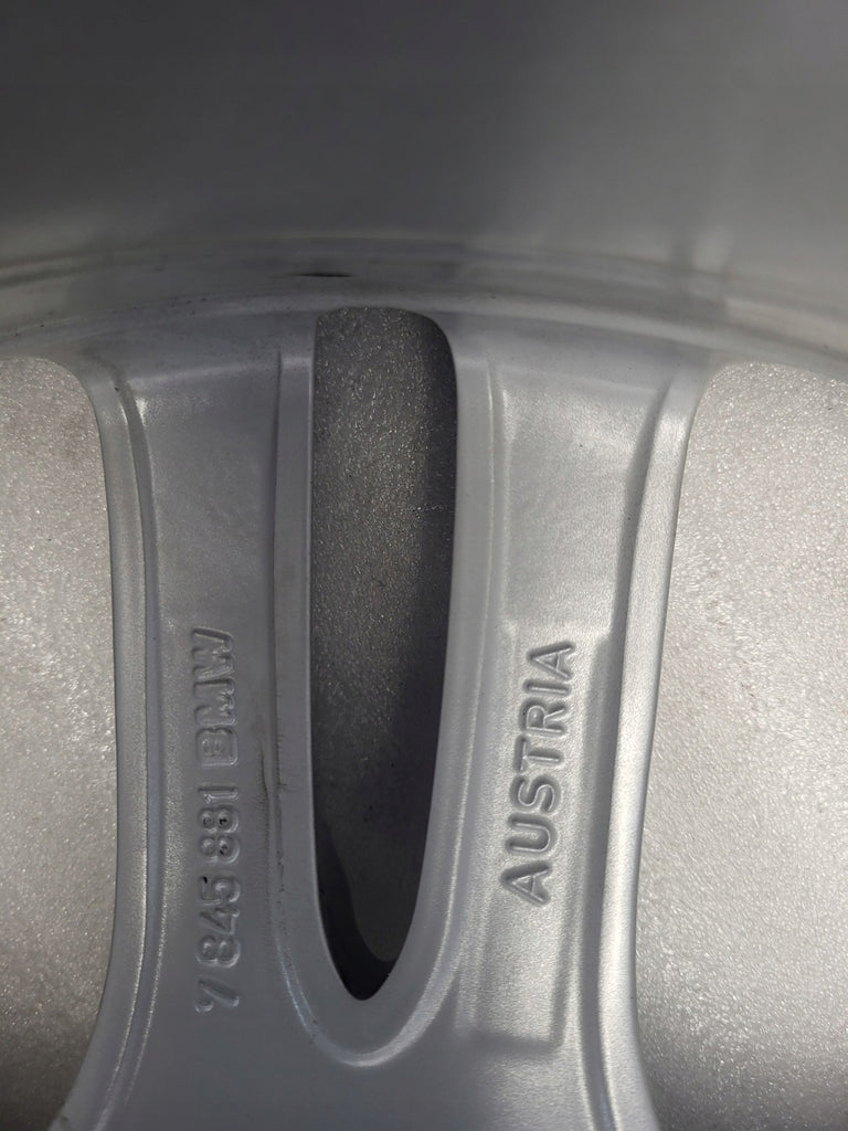 1x Alufelge 18 Zoll 8.5" 5x120 47ET Glanz Silber 7845881 MA-DAR81 BMW 3 F31 FEL2393592087ow