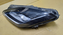 Laden Sie das Bild in den Galerie-Viewer, Frontscheinwerfer Jaguar E-Pace J9C3-13W030-BC Links Scheinwerfer Headlight SCH2002121529co
