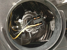 Laden Sie das Bild in den Galerie-Viewer, Frontscheinwerfer Citroën III 1394427080 Links Scheinwerfer Headlight SCH2545340785xy