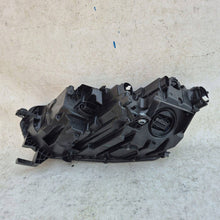 Laden Sie das Bild in den Galerie-Viewer, Frontscheinwerfer Skoda Octavia IV 5E4941016A Full LED Rechts Headlight SCH2731214263en