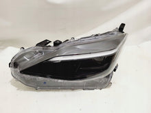 Laden Sie das Bild in den Galerie-Viewer, Frontscheinwerfer Toyota Yaris Cross LED Ein Stück (Rechts oder Links) Headlight SCH7774465607nw
