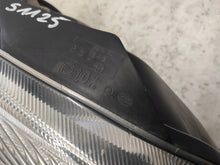 Laden Sie das Bild in den Galerie-Viewer, Frontscheinwerfer Skoda Roomster Fabia I Rechts Scheinwerfer Headlight SCH4589323712wj
