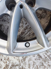 Load image into Gallery viewer, 1x Alufelge 16 Zoll 7.0&quot; 5x112 52ET Glanz Silber 6855080 BMW F45 F46 Rim Wheel