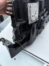 Laden Sie das Bild in den Galerie-Viewer, Frontscheinwerfer BMW 3 E93 E92 7162128-15 Xenon Rechts Scheinwerfer Headlight SCH9642236940ro