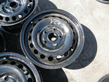 Load image into Gallery viewer, 4x Alufelge 15 Zoll 6.0" 5x112 47ET Silber VW Caddy V Golf III Jetta VI Touran FEL6109057461ko