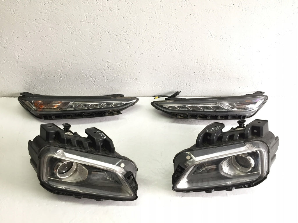 Frontscheinwerfer Hyundai Kona 9210DD7701 Ein Satz Scheinwerfer Headlight SCH7181380873oz