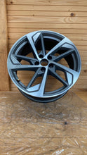 Load image into Gallery viewer, 1x Alufelge 19 Zoll 8.5" 5x112 38ET Glanz Grau 83A601025 Audi Q3 Mg Rim Wheel FEL9534582058fr