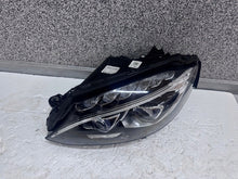 Laden Sie das Bild in den Galerie-Viewer, Frontscheinwerfer Mercedes-Benz W205 A2059063104 Links Scheinwerfer Headlight SCH8497889399uo