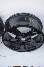 Load image into Gallery viewer, 1x Alufelge 17 Zoll 6.5" 5x112 38ET Glanz Silber 83A601025AL Audi Rim Wheel FEL6458242763js