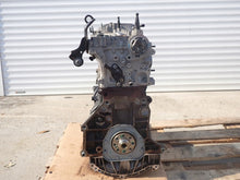 Laden Sie das Bild in den Galerie-Viewer, Motor Audi Seat Skoda VW I DKZ 2.0 TFSI Benzin Engine Unkomplett MOT8805103285bw