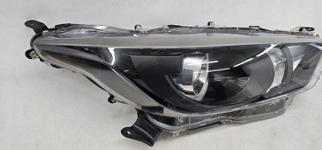 Frontscheinwerfer Toyota 4 Yaris SPP7215 123750 Rechts Scheinwerfer Headlight