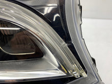Laden Sie das Bild in den Galerie-Viewer, Frontscheinwerfer Mercedes-Benz Sprinter A9109069100 LED Rechts Headlight SCH3089021881lb