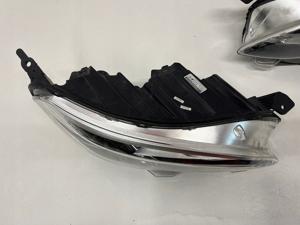 Frontscheinwerfer Peugeot Expert 9808235780-00 Xenon Rechts oder Links SCH8841398833cc