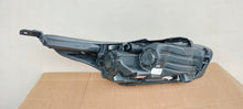 Laden Sie das Bild in den Galerie-Viewer, Frontscheinwerfer Kia Ceed 92101J7051 Links Scheinwerfer Headlight