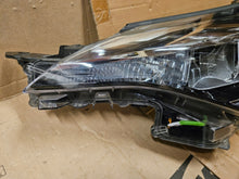 Laden Sie das Bild in den Galerie-Viewer, Frontscheinwerfer Toyota C-Hr 81150-F4180-00 Links Scheinwerfer Headlight SCH8850407731wd