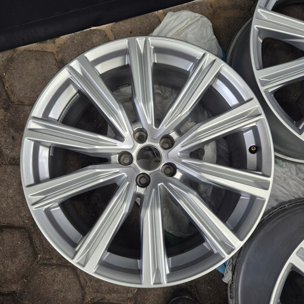 4x Alufelge 20 Zoll 8.5" 5x112 20ET Glanz Silber 4M8601025T Audi Rim Wheel FEL4001138193yh