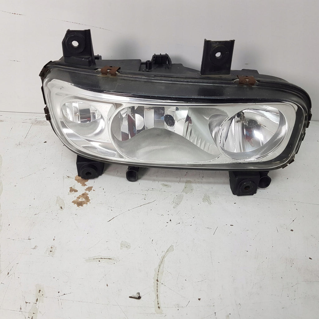 Frontscheinwerfer Mercedes-Benz A9738202561 Rechts Scheinwerfer Headlight