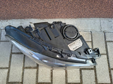 Laden Sie das Bild in den Galerie-Viewer, Frontscheinwerfer BMW 5 F11 F10 7410736-02 Xenon Rechts Scheinwerfer Headlight SCH7253644758vg