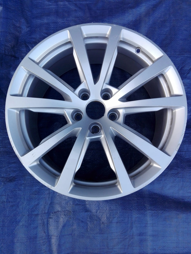 1x Alufelge 18 Zoll 8.0" 5x112 29ET Glanz Silber 4N0601025A Audi A8 D5 Rim Wheel