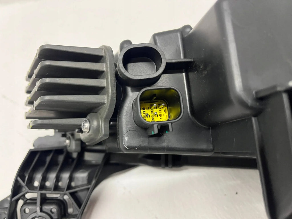 Frontscheinwerfer Lynk & Co 01 8888454525 Full LED Rechts Scheinwerfer Headlight SCH4163614373xc