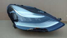 Laden Sie das Bild in den Galerie-Viewer, Frontscheinwerfer Tesla 3 1077376-00-C L901370043 FULL LED Rechts Headlight